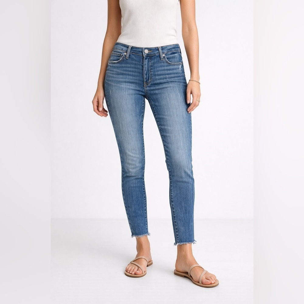 LOFT Ann Taylor Curvy Skinny Jeans Women’s Size 27 / 4 Medium Wash Raw Hem